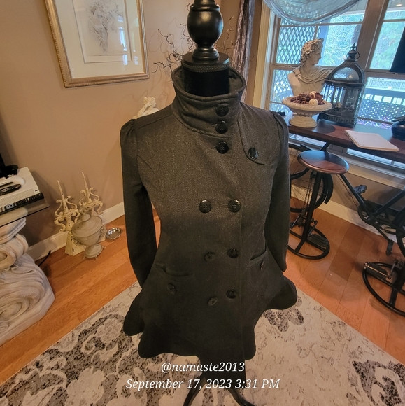 Guess Pleated Lined Overcoat Children's M (10/12) #507 - Picture 11 of 14